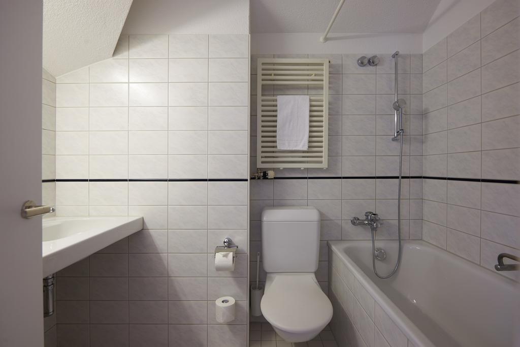 Parkhotel Wallberg Volketswil المظهر الخارجي الصورة